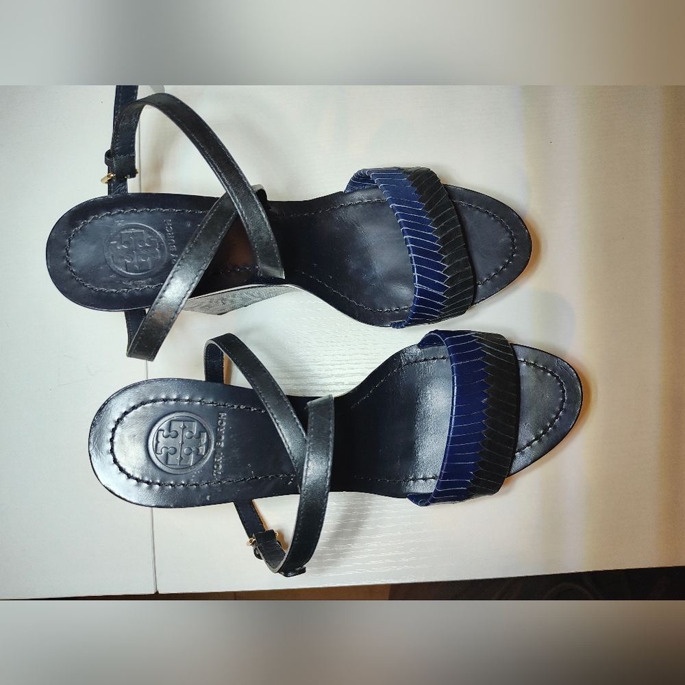 Tory Burch Women's Black and Blue Sandals